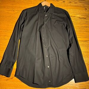 black dress shirt with no tags